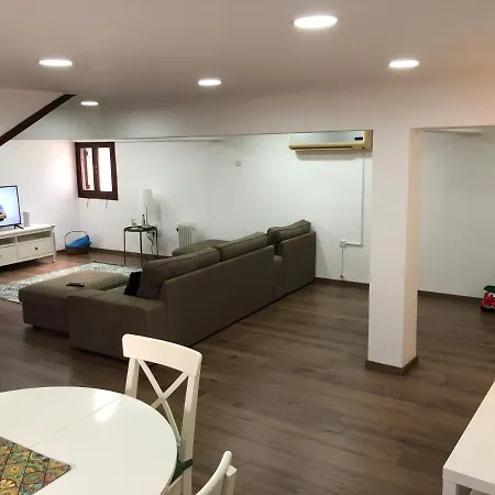 The White House Villa